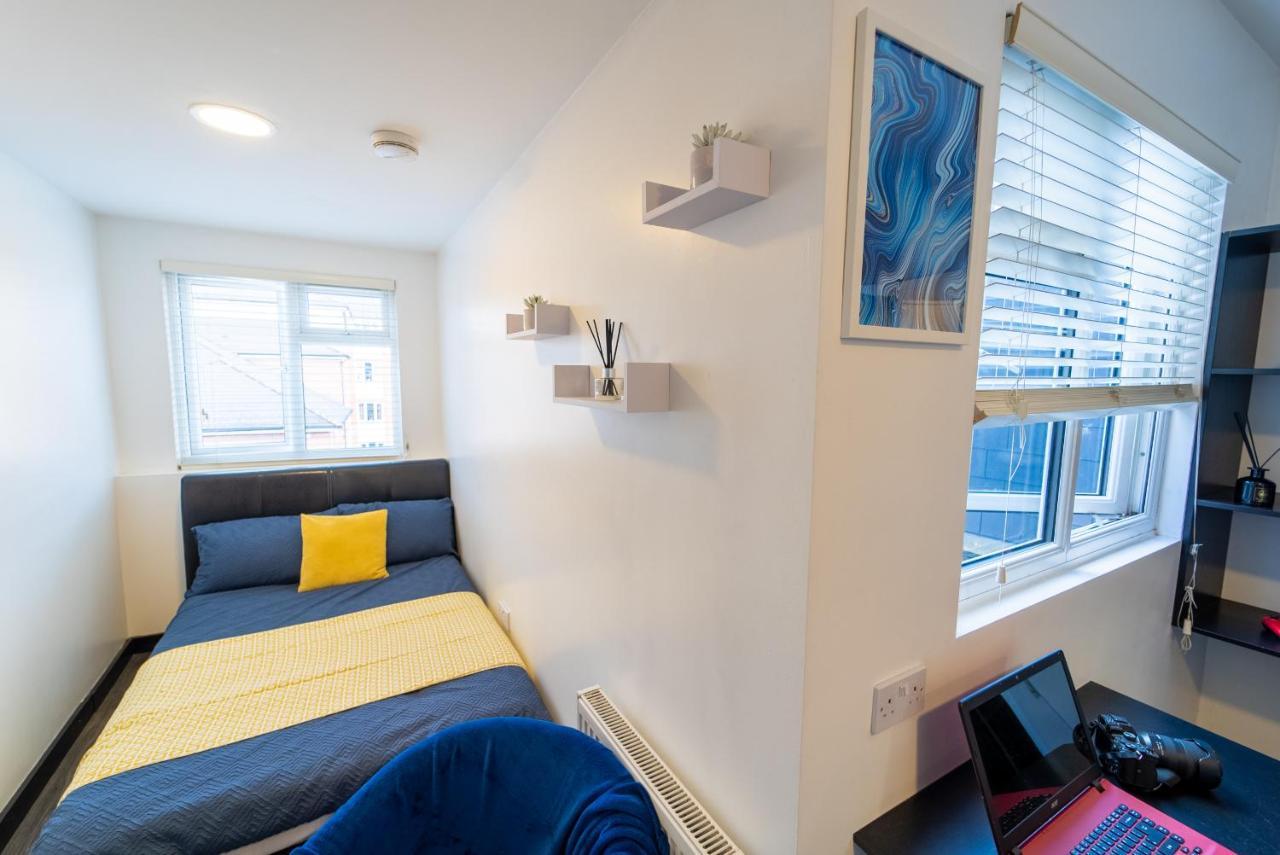 Staysa Equipped Studios Near Qe And Uob In Guesthouse Close To The City! 伯明翰 客房 照片